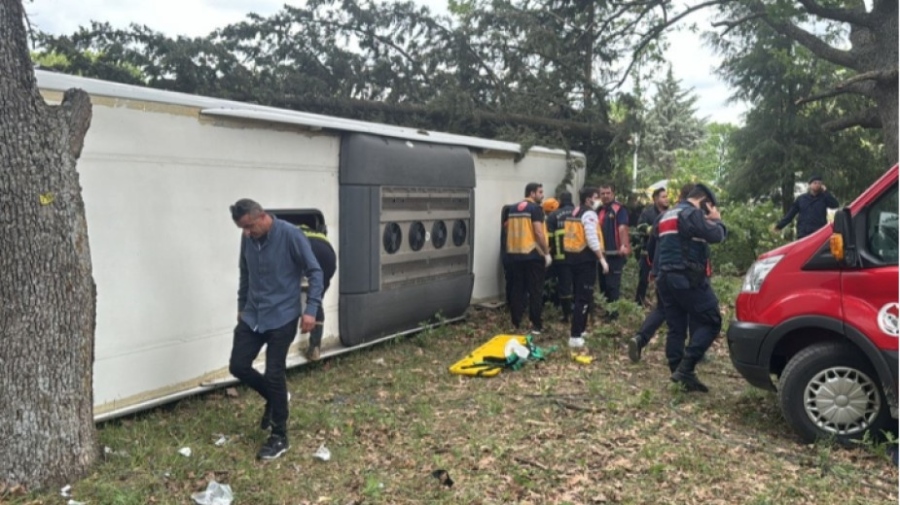 Консулът ни в Одрин: Двама българи са пътували в катастрофиралия автобус в Турция
