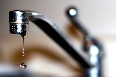 Спират временно водата в части от София