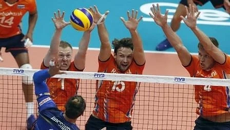 Холандия взе скалпа на Франция