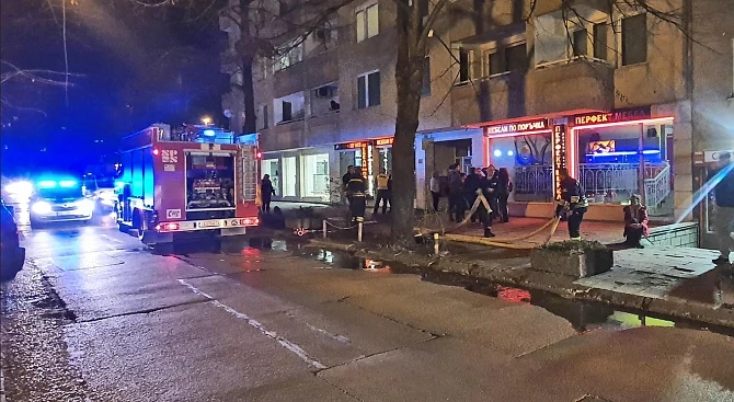 Пожар в столичен квартал
