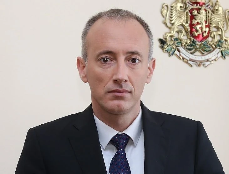 Докога ще продължи дистанционното обучение на учениците?