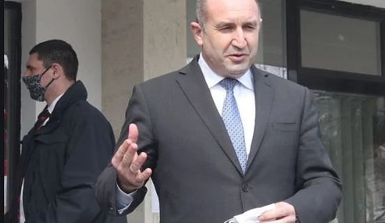 И Румен Радев призова за масово тестване на хората