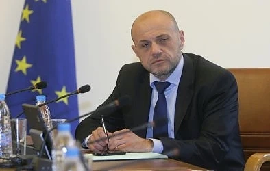 Правителството ще обяви мерки за подпомагане на семейства в неплатен отпуск