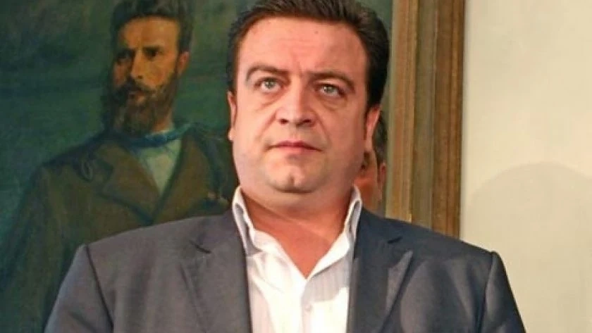 Лидерът на \