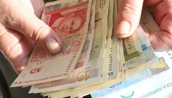 Пенсия си купува всеки пети