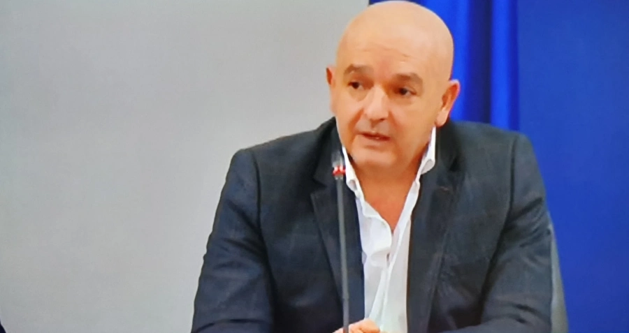 Втори починал лекар с COVID-19, потвърдените проби са 1611