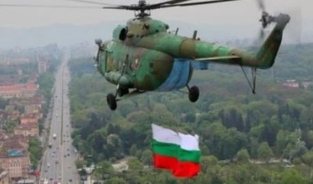Вместо парад на Гергьовден: Демонстрации на морските и въздушните сили