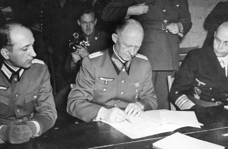 Европа отбелязва 75-ата годишнина от капитулацията на нацистка Германия