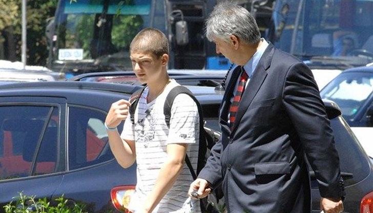 Синът на депутата Лъчезар Иванов имал тумор в мозъка