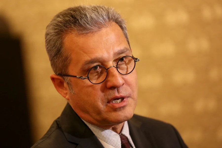 Йордан Цонев: Ресторантите и хотелите бяха спрени с ръчна спирачка