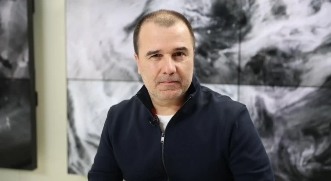 Цветомир Найденов за \