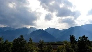 Днес облачно с максимални температури между 15° и 20°