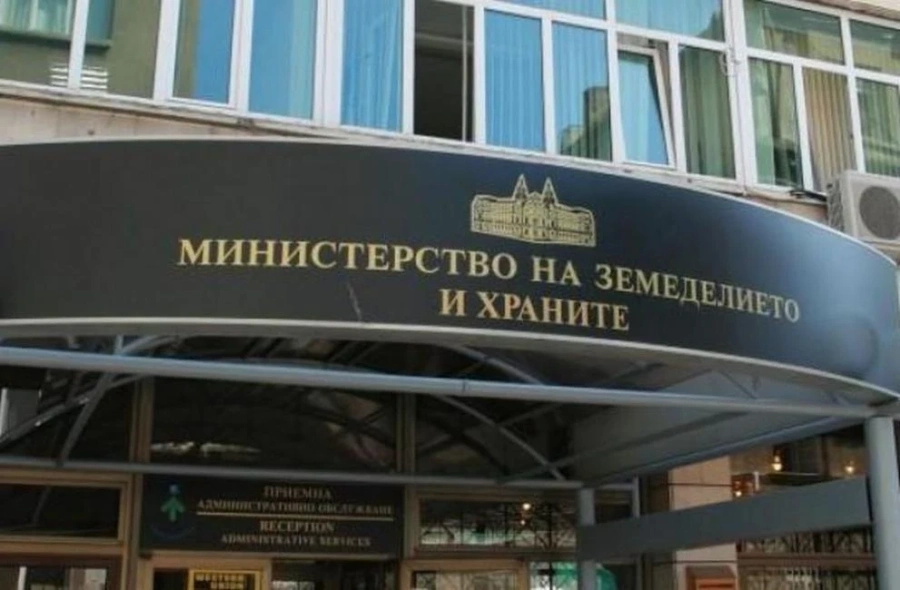 Зам-министър на земеделието с коронавирус, затварят министерството
