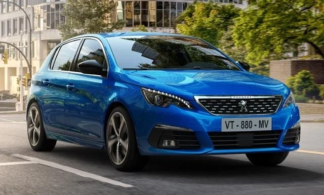 Peugeot 308 представи ново дигитално табло