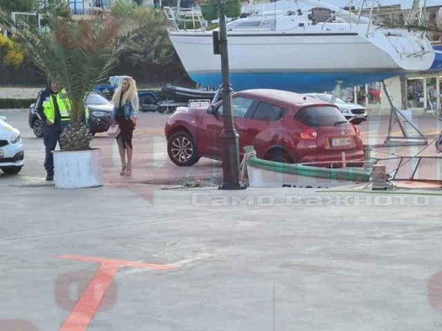 Нора Недкова почти влезе в морето с колата си след парти на Свети Влас (ВИДЕО)