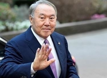 Бившият президент на Казахстан Назарбаев е заразен с COVID-19