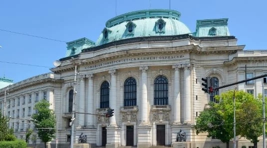 Тестват 200 студенти от СУ, били в контакт с Янаки Стоилов