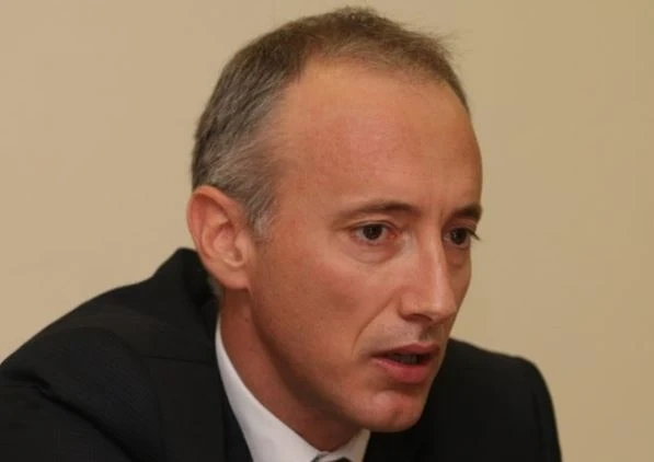 Вълчев: Новата учебна година ще започне присъствено