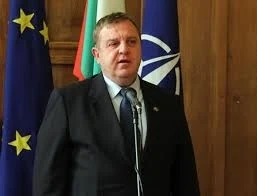 Каракачанов убеден, че няма да има служебно правителство