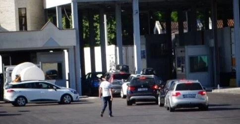 В Гърция вече ще се влиза само с отрицателен тест за COVID-19