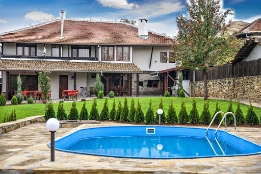 Наемат къщи за гости, но само за уикенда