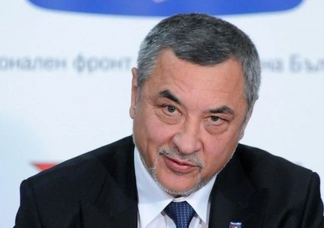 Симеонов: Не сме се вкопчили като маймуни в палмата за управлението