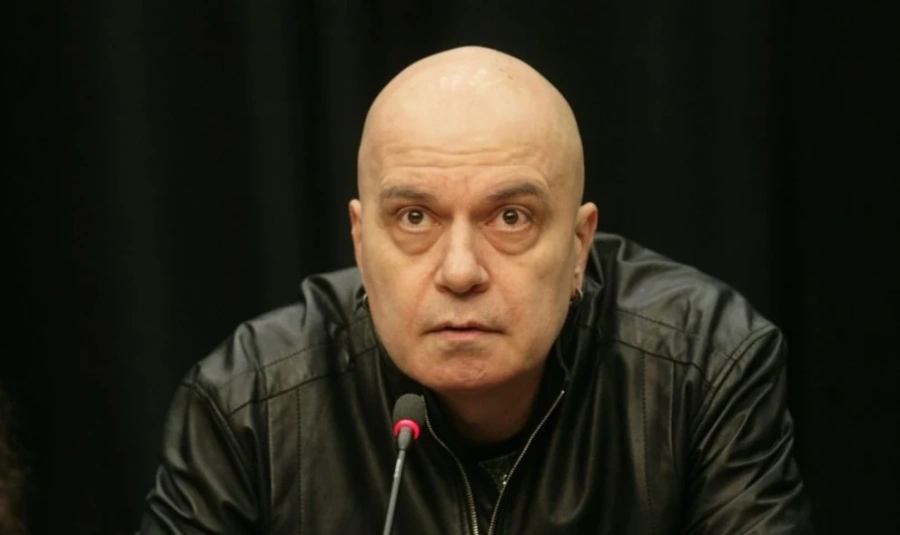 Слави пак осмя Борисов в новия си хит \