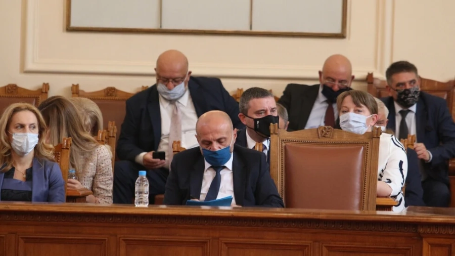 Министрите готови за оставки