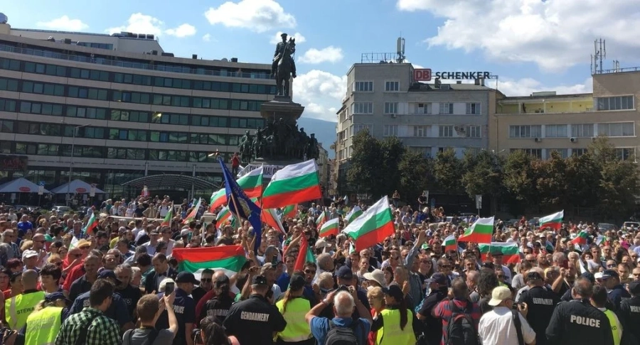 Поредна вечер на антиправителствени протести у нас