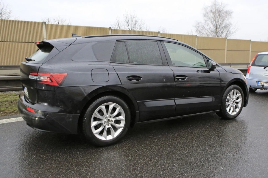 Изцяло електрически ще е Skoda Enyaq
