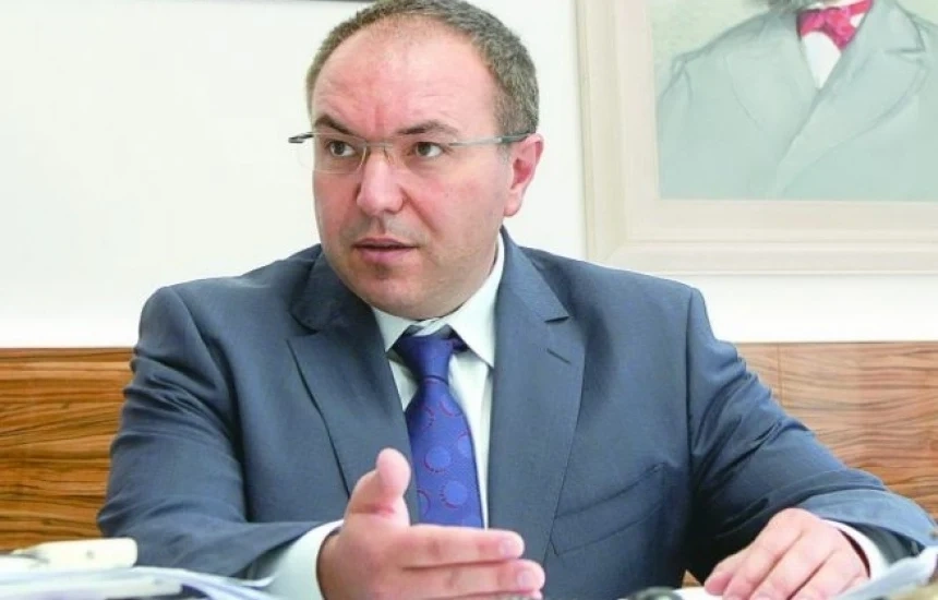Директорът на „Александровска болница“ става здравен министър