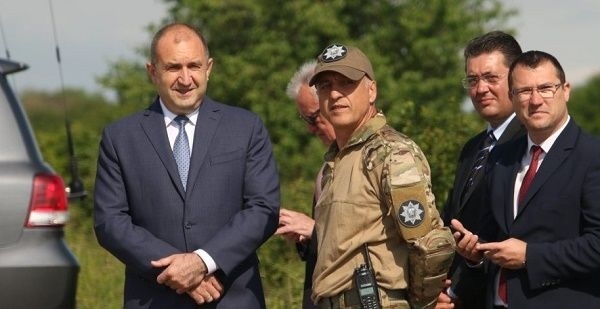 Президентът назначи полковник Емил Тонев за началник на НСО