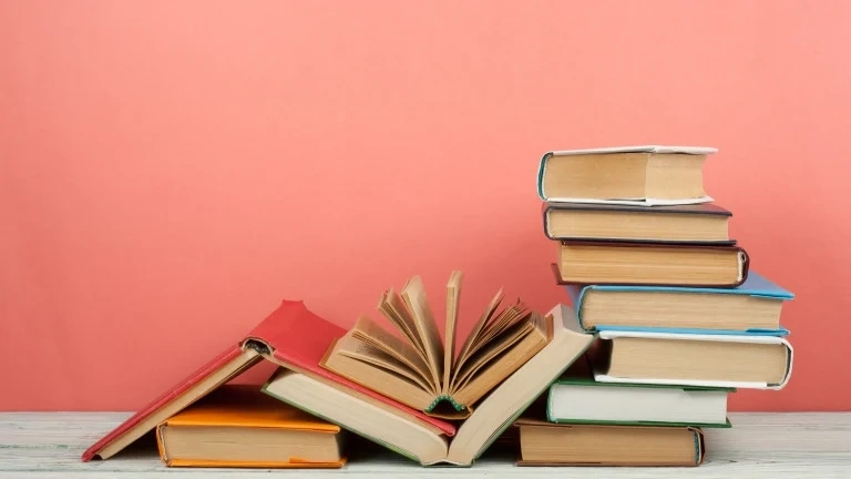 Заради пандемията спадът в издаването на нови книги достигнал 90%