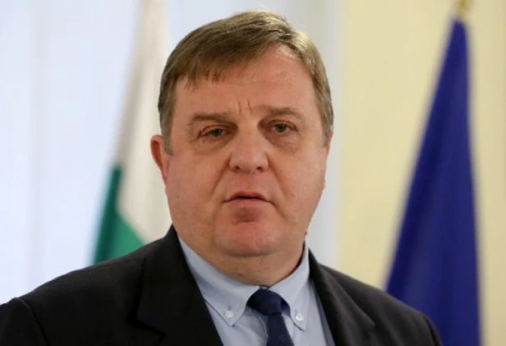 Красимир Каракачанов за спецакцията от тази сутрин: Полицията изпълни законите и възстанови реда
