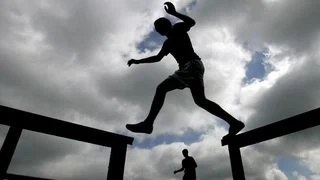 Евростат: Половината българи до 34- годишна възраст живеят с родителите си