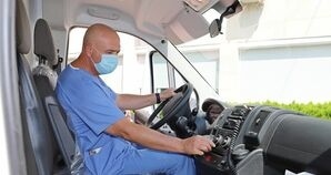 Ген. Мутафчийски изпробва новите линейки