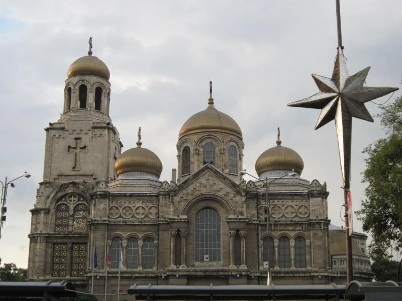 Варна отбелязва своя официален празник