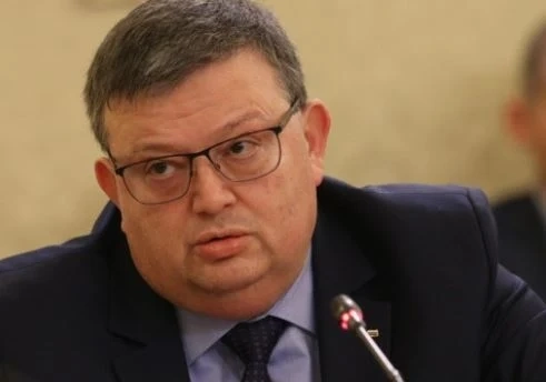 Сотир Цацаров - новият герой в разказа за \
