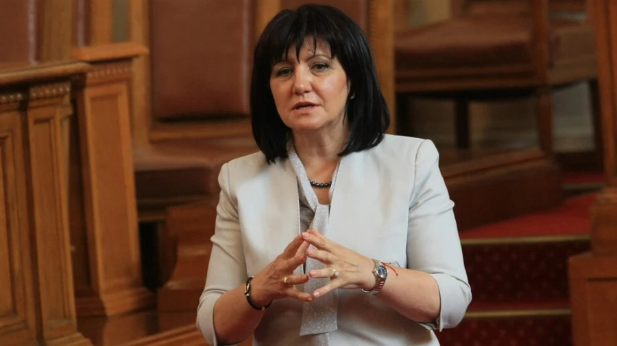 Цвета Караянчева: Надявам се колегите от ВМРО да размислят