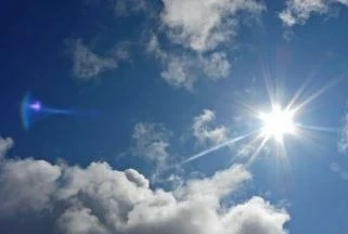 Днес слънчево с максимални температури между 28° и 33°