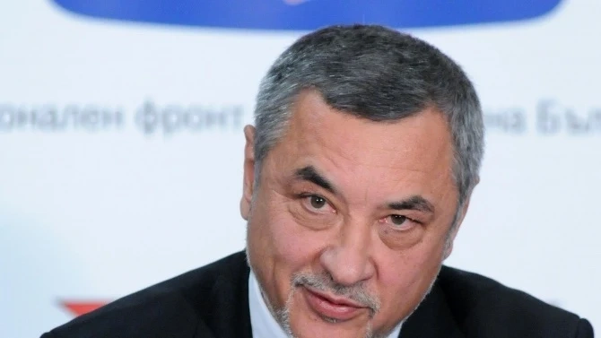 Валери Симеонов: Оставката преди изборите е безсмислена