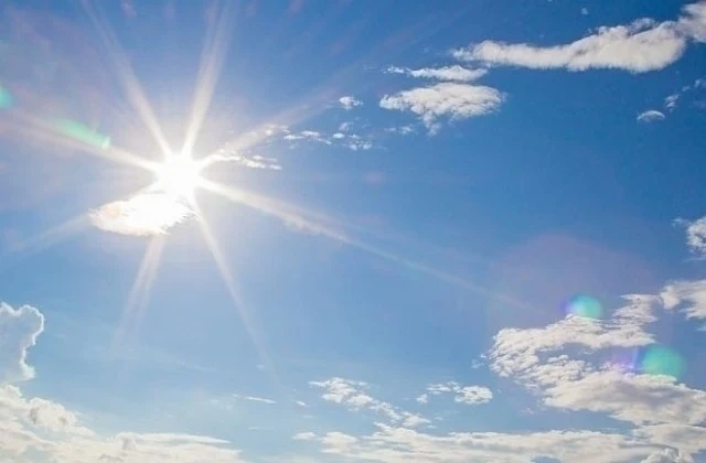 Днес предимно слънчево с максимални температури между 22° и 27°