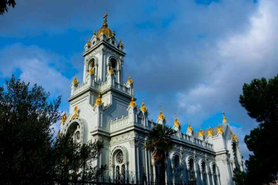 ВМРО настоява Св. Синод да прати наш свещеник в Св. Стефан в Истанбул