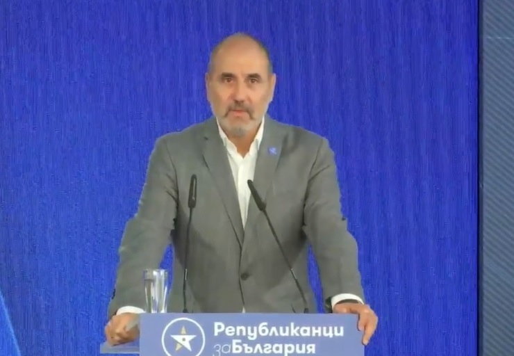 Цветан Цветанов официално учредява партията си