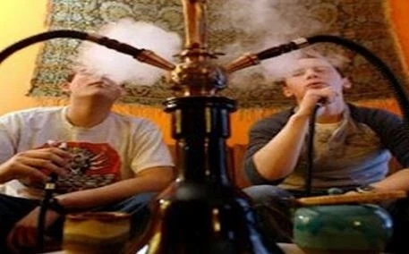 Забраняват наргилетата за непълнолетни