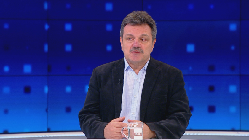 Д-р Симидчиев: При COVID-19 се губи обонянието