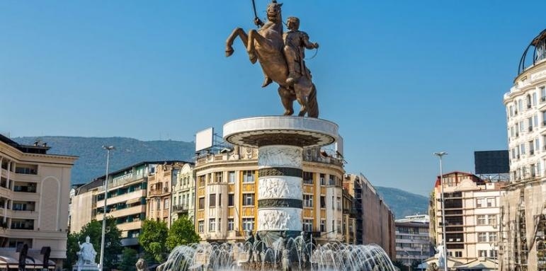 В Скопие: Няма да жертваме македонската идентичност и език