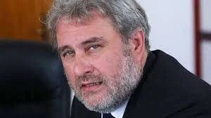 Боил Банов разкри ще затворят ли изцяло театрите и кината