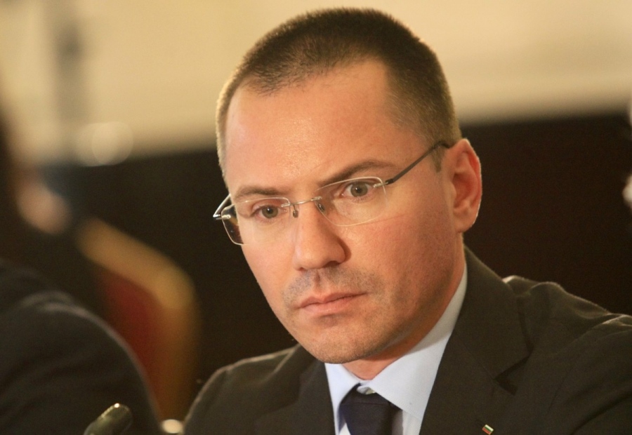 Ожесточен спор между Джамбазки и Радан Кънев заради Северна Македония