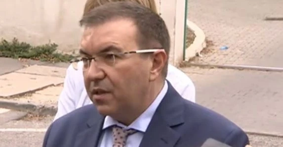 Министър Ангелов: Доц. Мангъров се включва в битката с коронавируса (ВИДЕО)